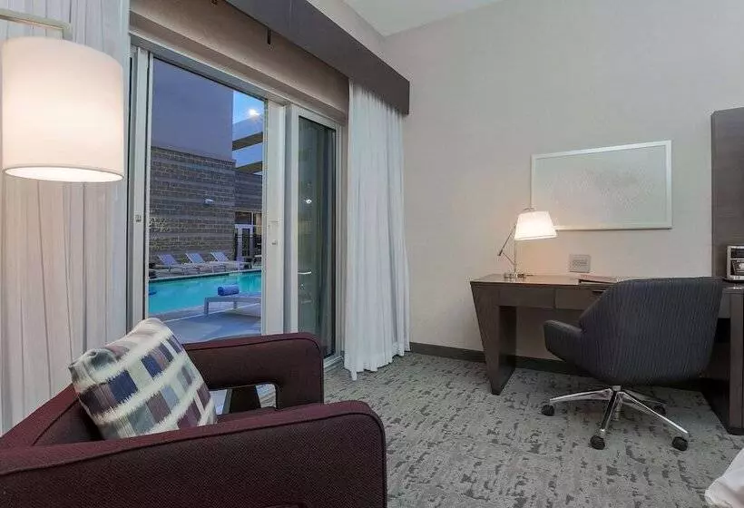 ダブルベッドスタンダードルーム, Doubletree By Hilton Evansville