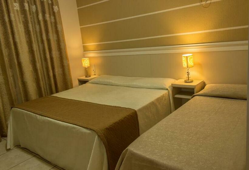 标准三人间, Pousada Cataratas