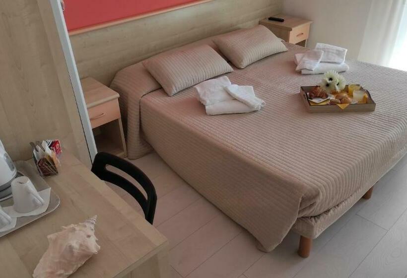 バルコニー付きスタンダードルーム, Eliani