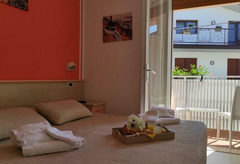 バルコニー付きスタンダードルーム, Eliani