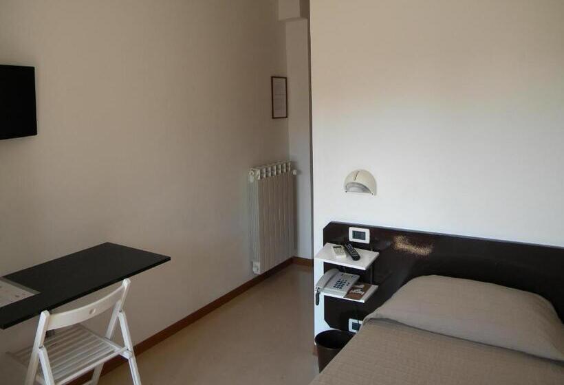 バルコニー付きシングルスタンダードルーム, Eliani