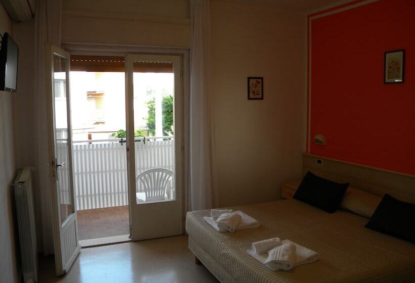 バルコニー付きスタンダードルーム, Eliani