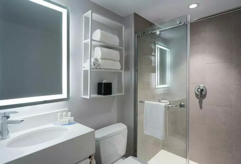 Standard-huone King-vuode, Fairfield Inn & Suites By Marriott New York Manhattan/central Park