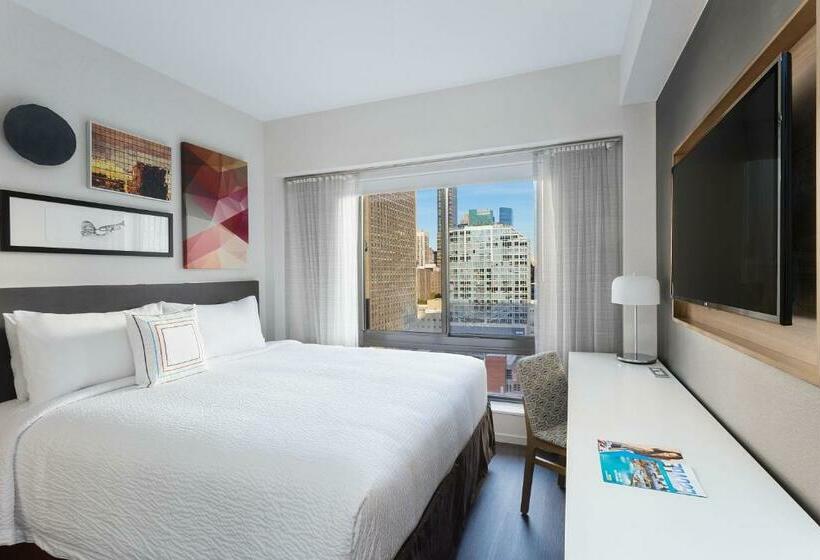 带大床的标准间, Fairfield Inn & Suites By Marriott New York Manhattan/central Park