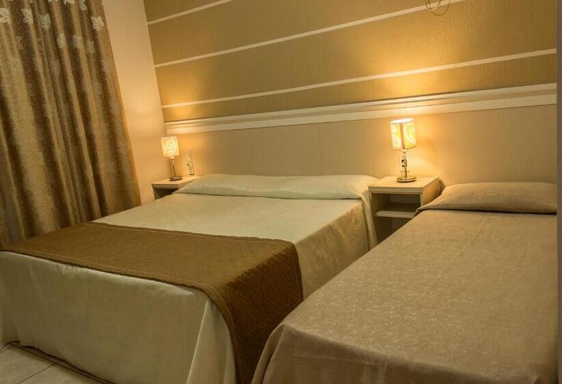 标准三人间, Pousada Cataratas