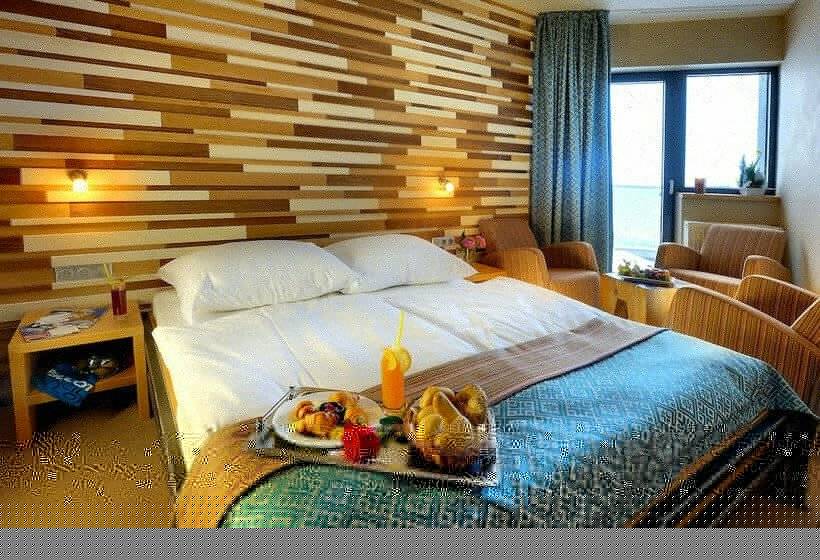 غرفة عائلية, Noc Na Chopku, Rotunda