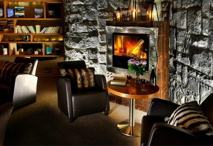 غرفة ديلوكس, Noc Na Chopku, Rotunda