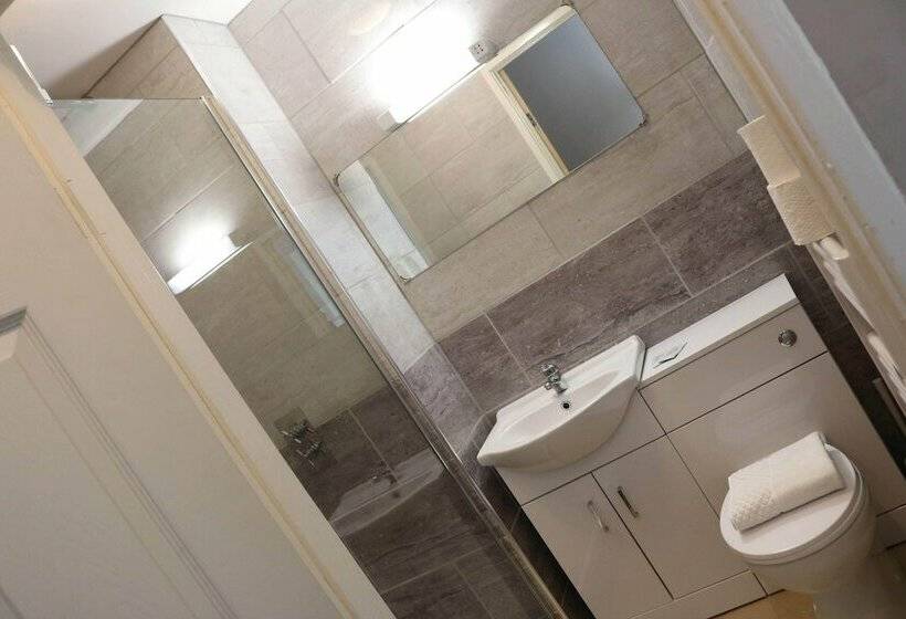 اتاق استاندارد, Schooner