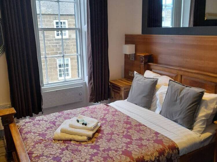 اتاق استاندارد, Schooner