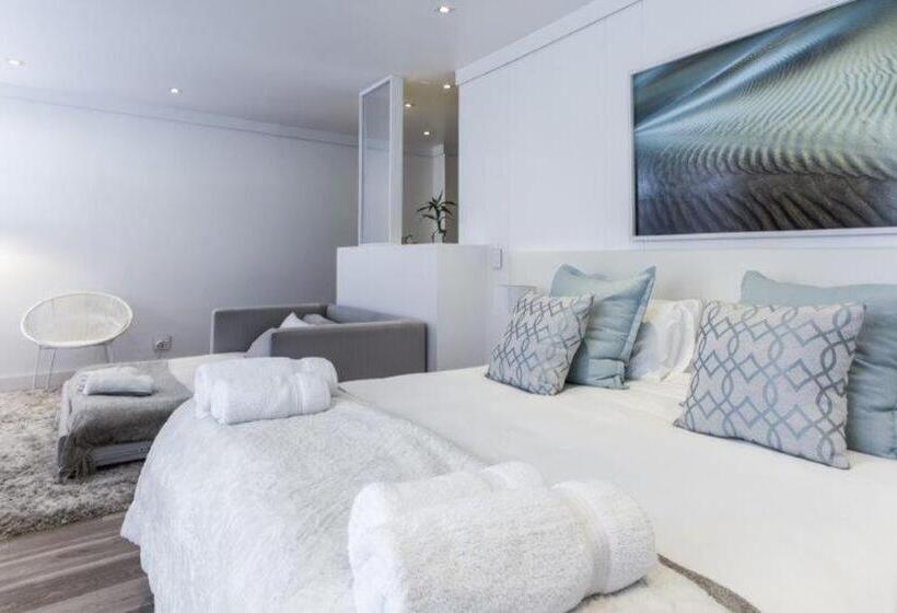 اتاق لوکس خانوادگی, Swakopmund Luxury Suites