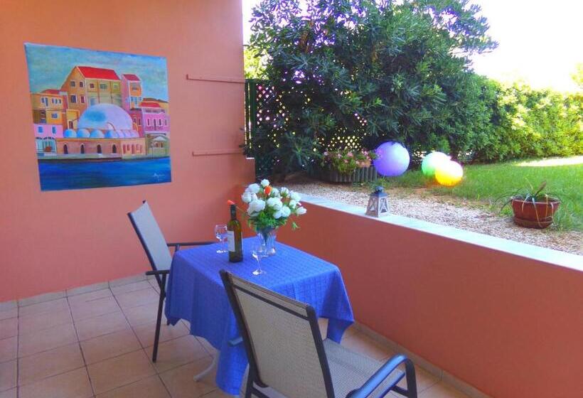 带海景的标准工作室, Katerina Seaside Studios