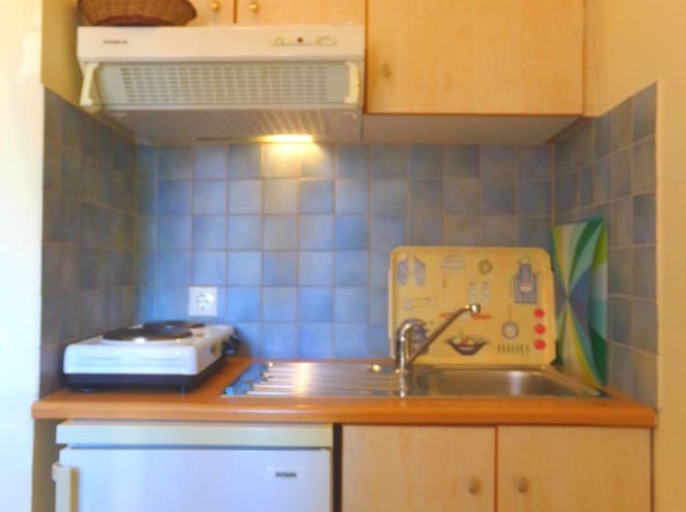 标准工作室, Katerina Seaside Studios