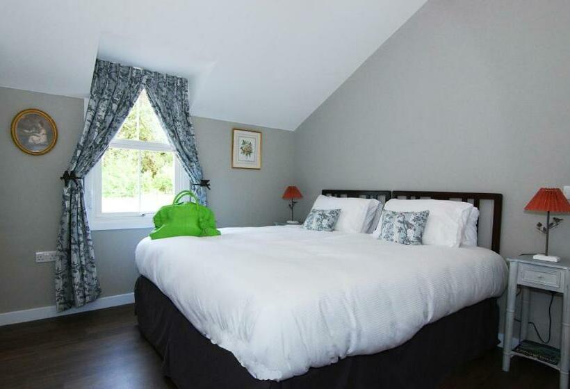 בית, 2 חדרי שינה, Meikleour Arms Hotel And Restaurant