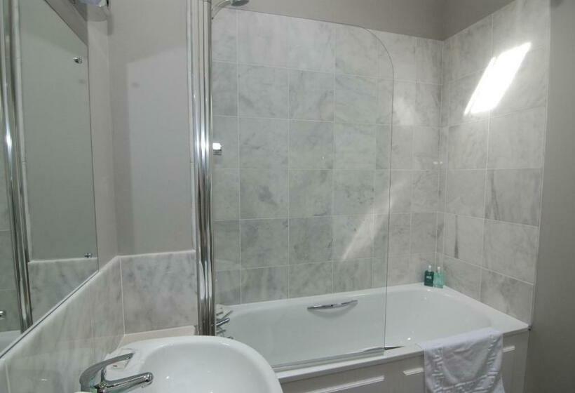 בית, 2 חדרי שינה, Meikleour Arms Hotel And Restaurant