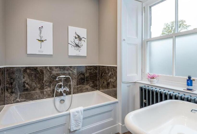 וילה בת 2 חדרי שינה, Meikleour Arms Hotel And Restaurant