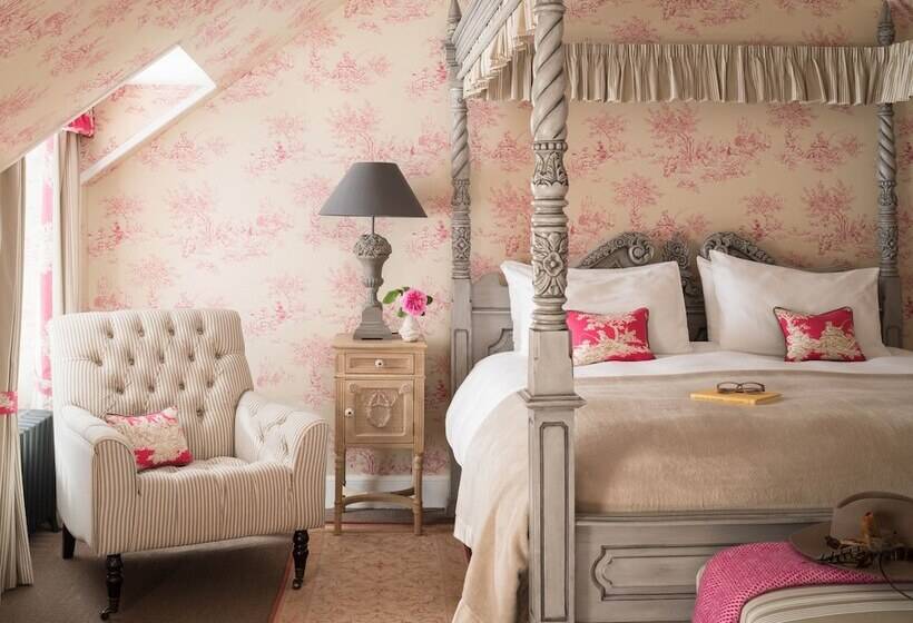 חדר סופריור עם מיטת קינג, Meikleour Arms Hotel And Restaurant