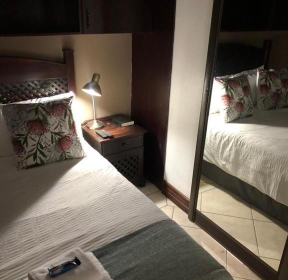 Номер Стандарт Индивидуальный, Casa Flora Guesthouse