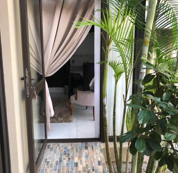 Номер Стандарт, Casa Flora Guesthouse