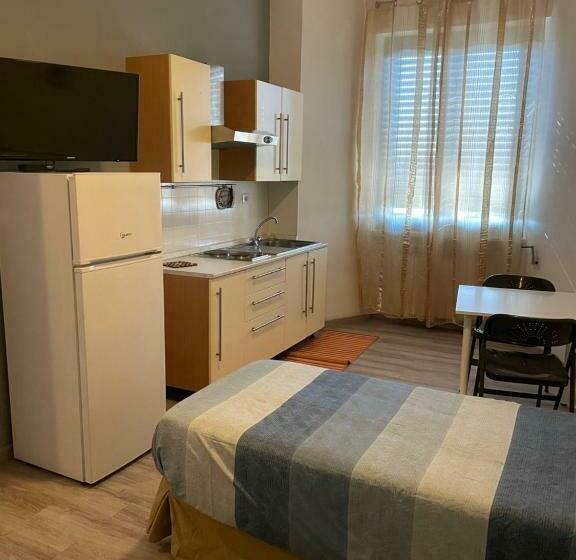 استودیوی استاندارد, Residence Europa