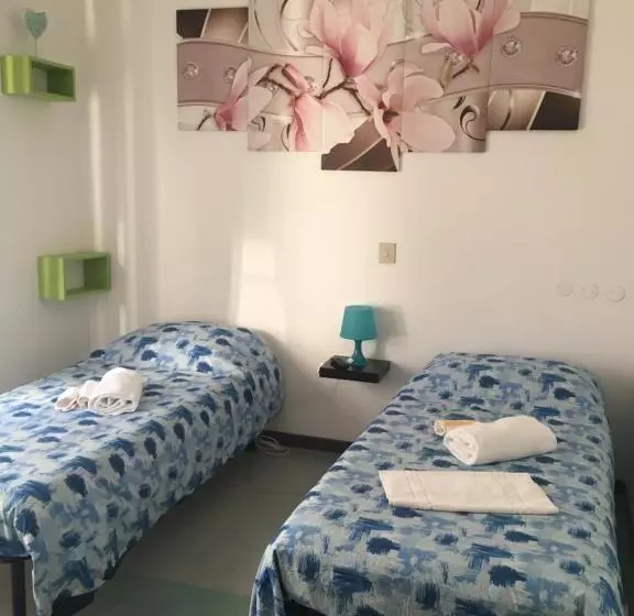 آپارتمان اکونومی 1 خوابه, Residence Europa