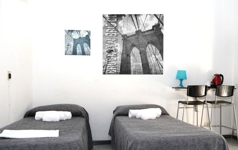 استودیوی استاندارد, Residence Europa