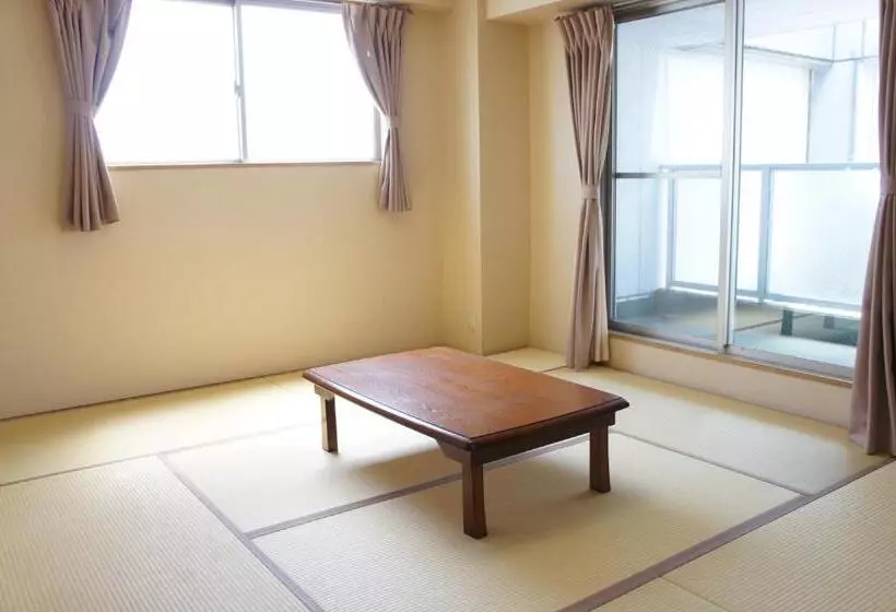 スタンダードルーム, Abest Kochi