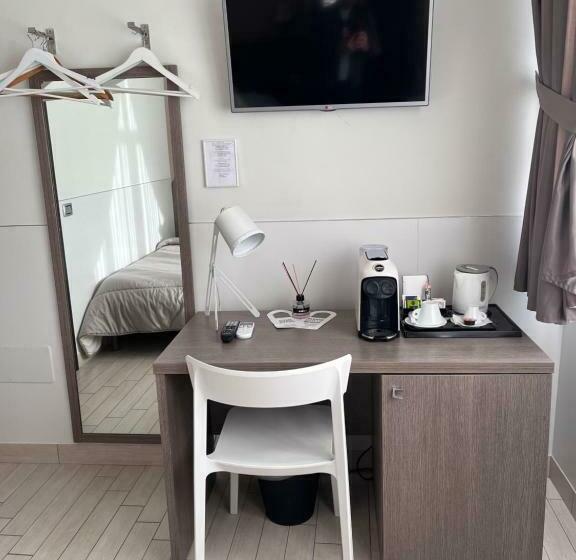 اتاق استاندارد یک نفره, Suite 39 B&b