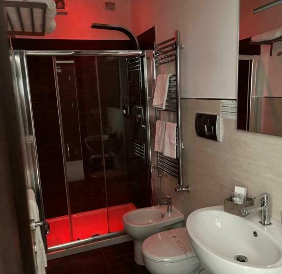 اتاق استاندارد یک نفره, Suite 39 B&b