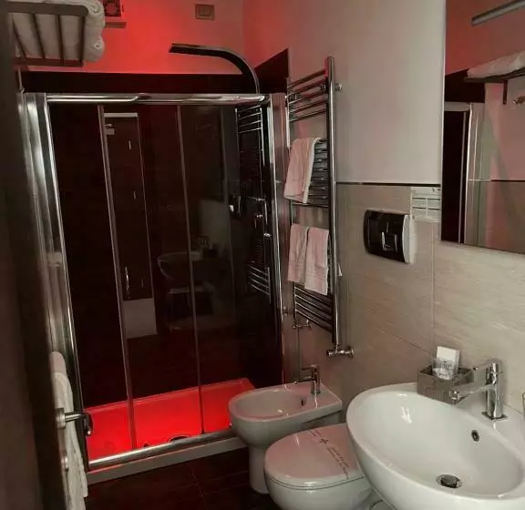اتاق استاندارد یک نفره, Suite 39 B&b