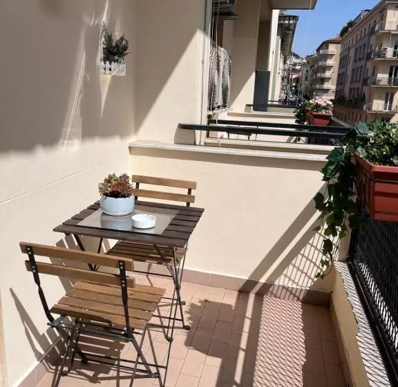 اتاق استاندارد با بالکن, Suite 39 B&b