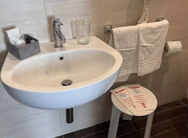اتاق کلاسیک, Suite 39 B&b
