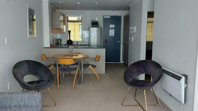 1베드룸 아파트 1층, The Atrium