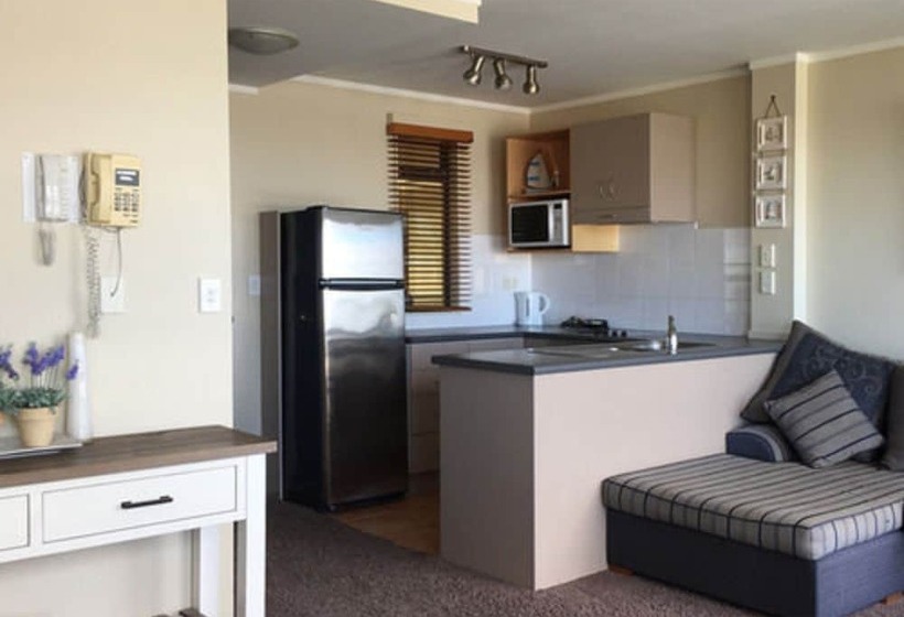 침실 2개 아파트, The Atrium