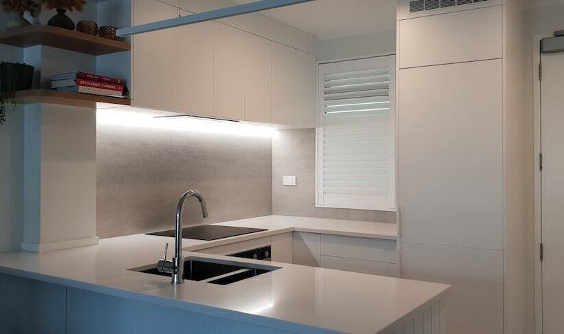 침실 1개 아파트, The Atrium