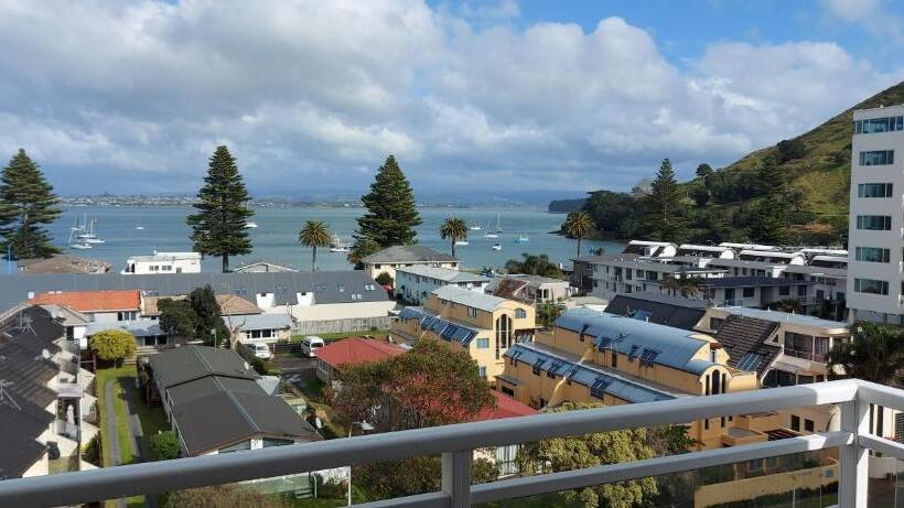 침실 1개 아파트, The Atrium