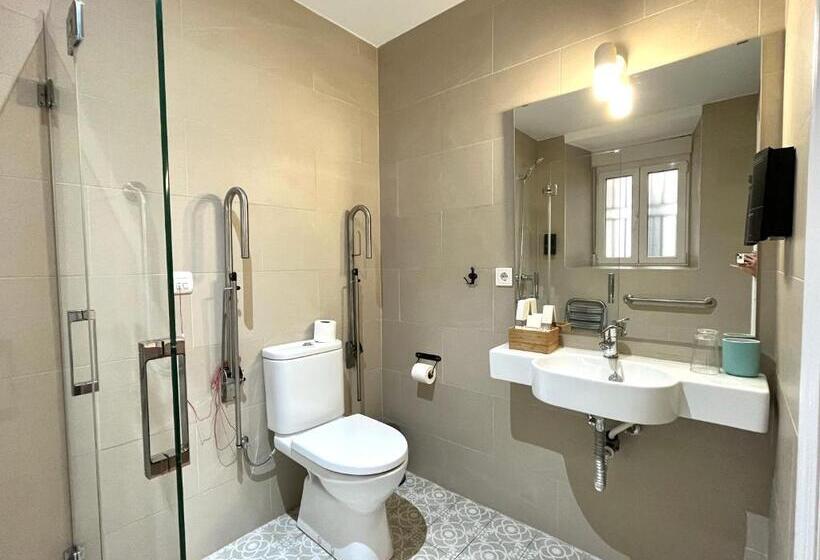 اتاق استاندارد سه نفره, 7 Kale Bed And Breakfast