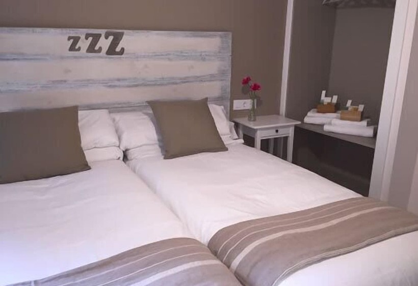 اتاق استاندارد سه نفره, 7 Kale Bed And Breakfast