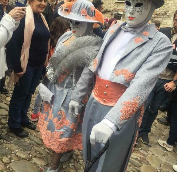 スタンダードルーム, The Resid For Calixte