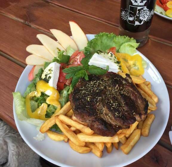 スタンダードルーム, The Resid For Calixte