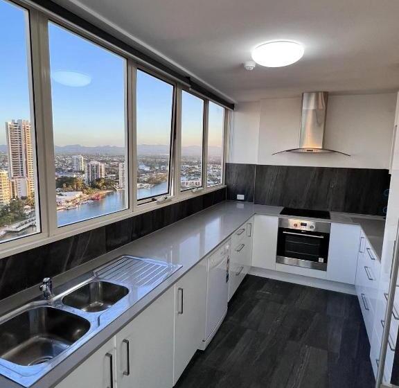 דירת סופריור  חדרי שינה, Condor Ocean View Apartments Managed By Gold Coast Premium