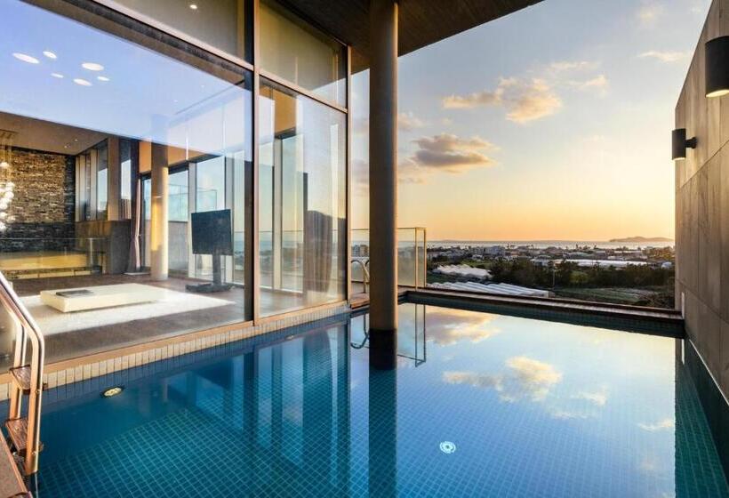 اتاق استاندارد, Bayhill Pool & Villa