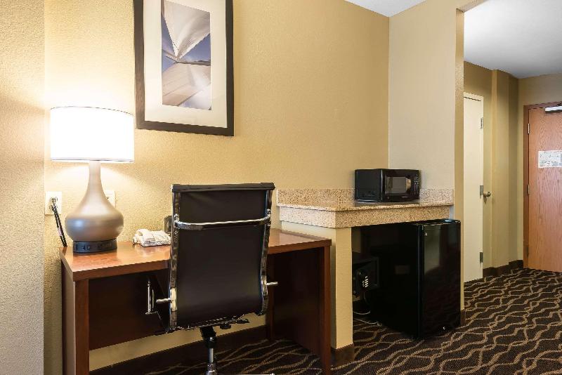 Четырехместный Номер Стандарт, B&b Hotel Toulouse Purpan Zénith