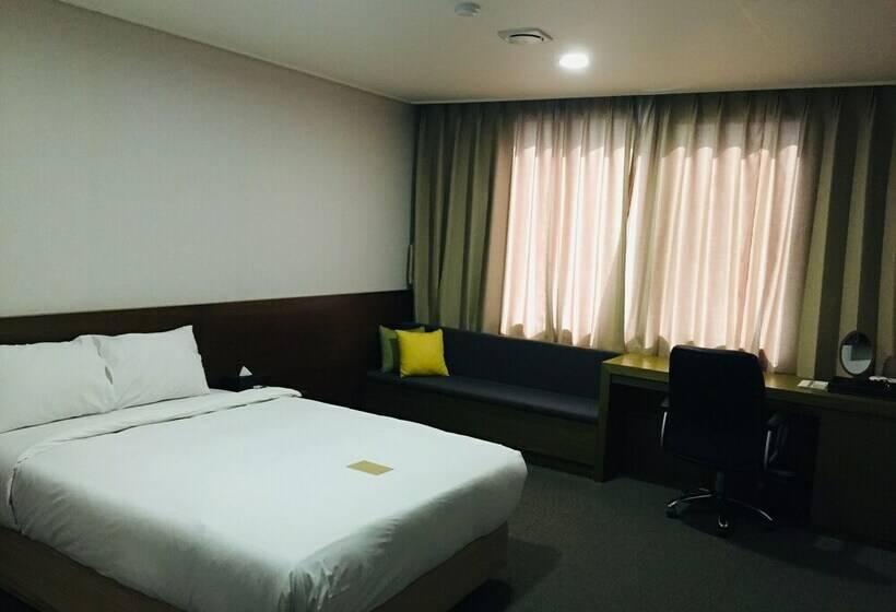 غرفة قياسية, Jeonju Yeonghwa