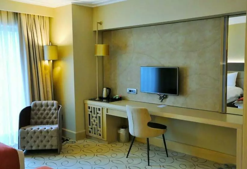اتاق لوکس سه تخته, Mare Park Hotel & Spa