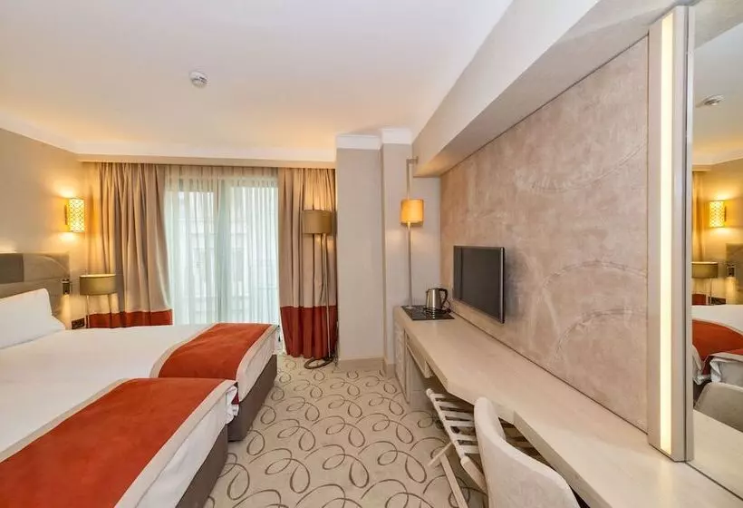 اتاق لوکس سه تخته, Mare Park Hotel & Spa