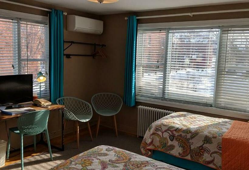 标准间, Mcgee S Inn