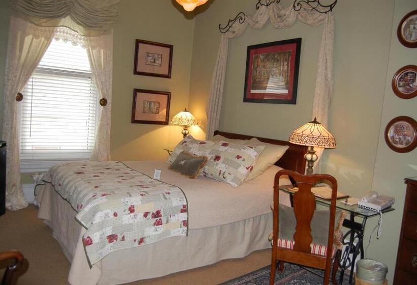 标准间, Mcgee S Inn