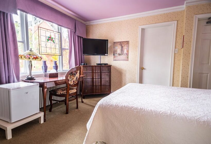 标准间, Mcgee S Inn