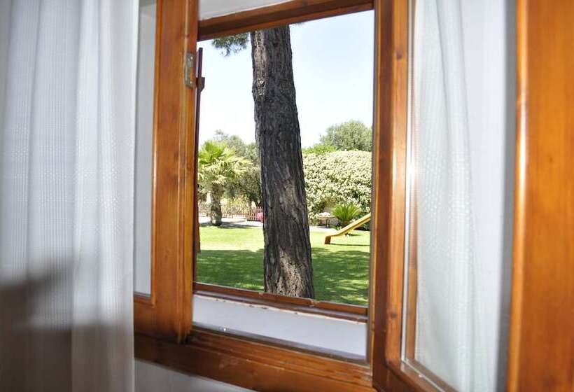 غرفة قياسية رباعية, Relais Masseria Casina Dei Cari