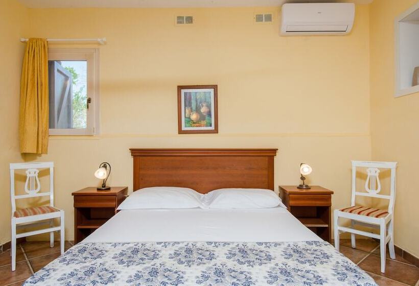 غرفة قياسية رباعية, Relais Masseria Casina Dei Cari